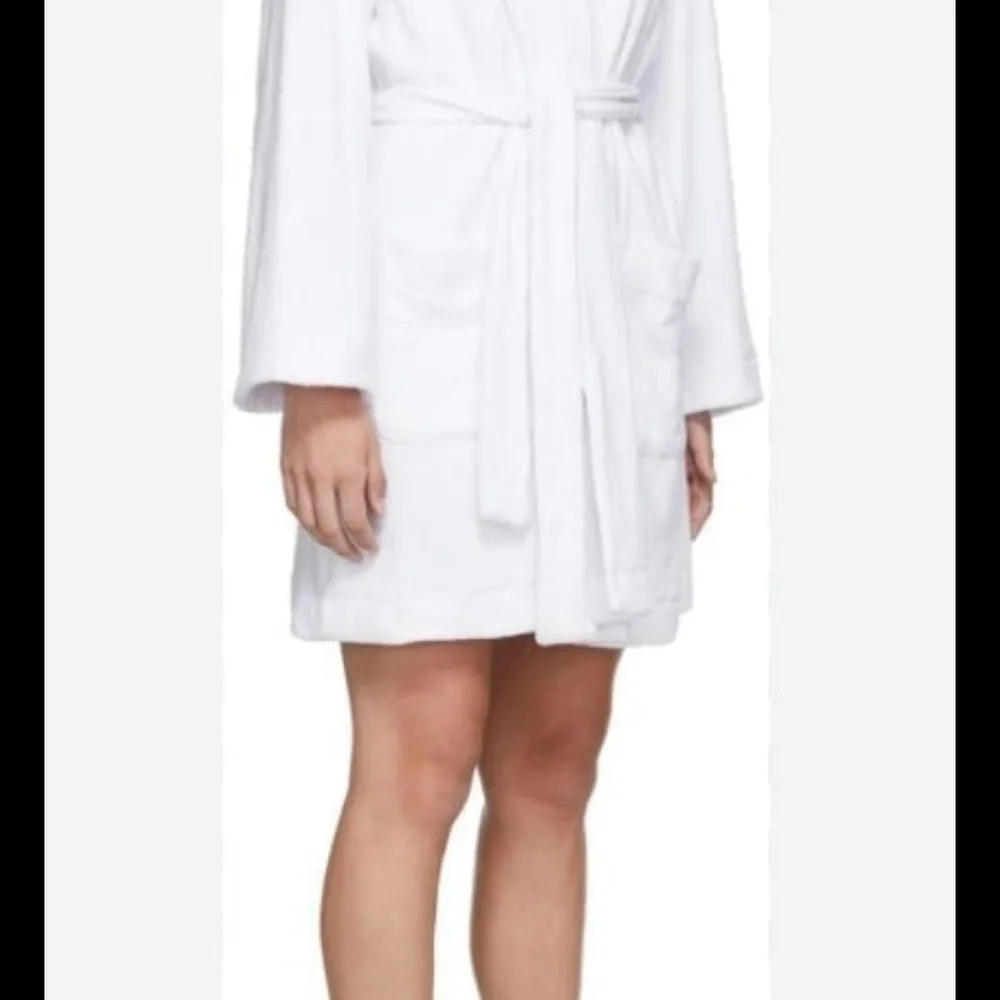 Skims Towel Robe - Picture 9 of 10